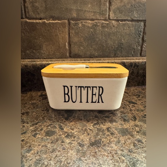 Other - Butter Dish with Bamboo Lid and Spreader BRAND NEW